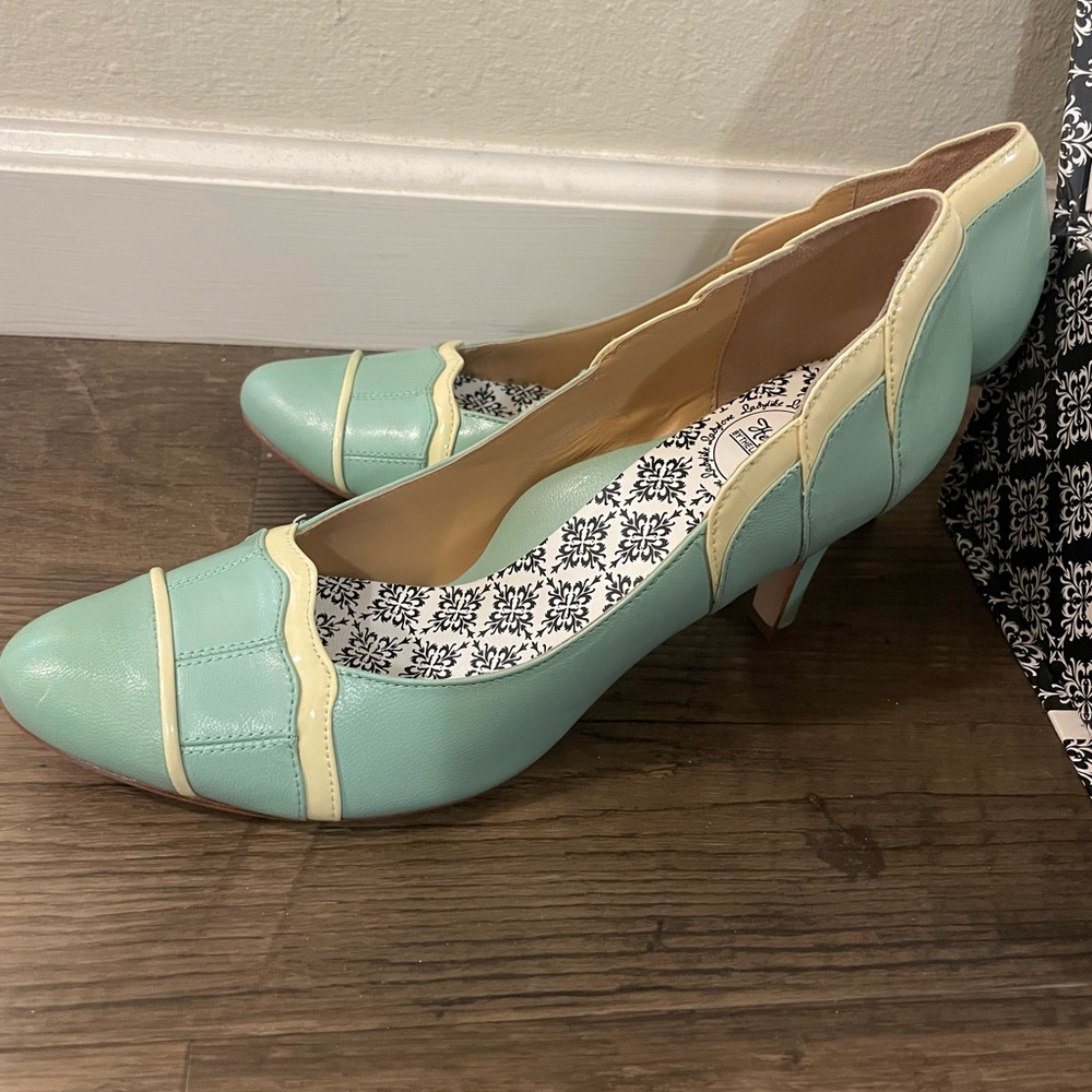 Leather Mint Green and Cream Women's Heels with Original Box